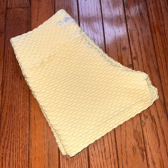 Booty By Brabants CROCO SKIN BOOTY SHORTS pale yellow - Picture 2 of 9